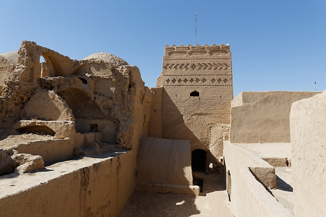 Mehriz-Caravanserail et fort de Saryazd-056